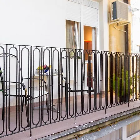 Drama Center Apartament